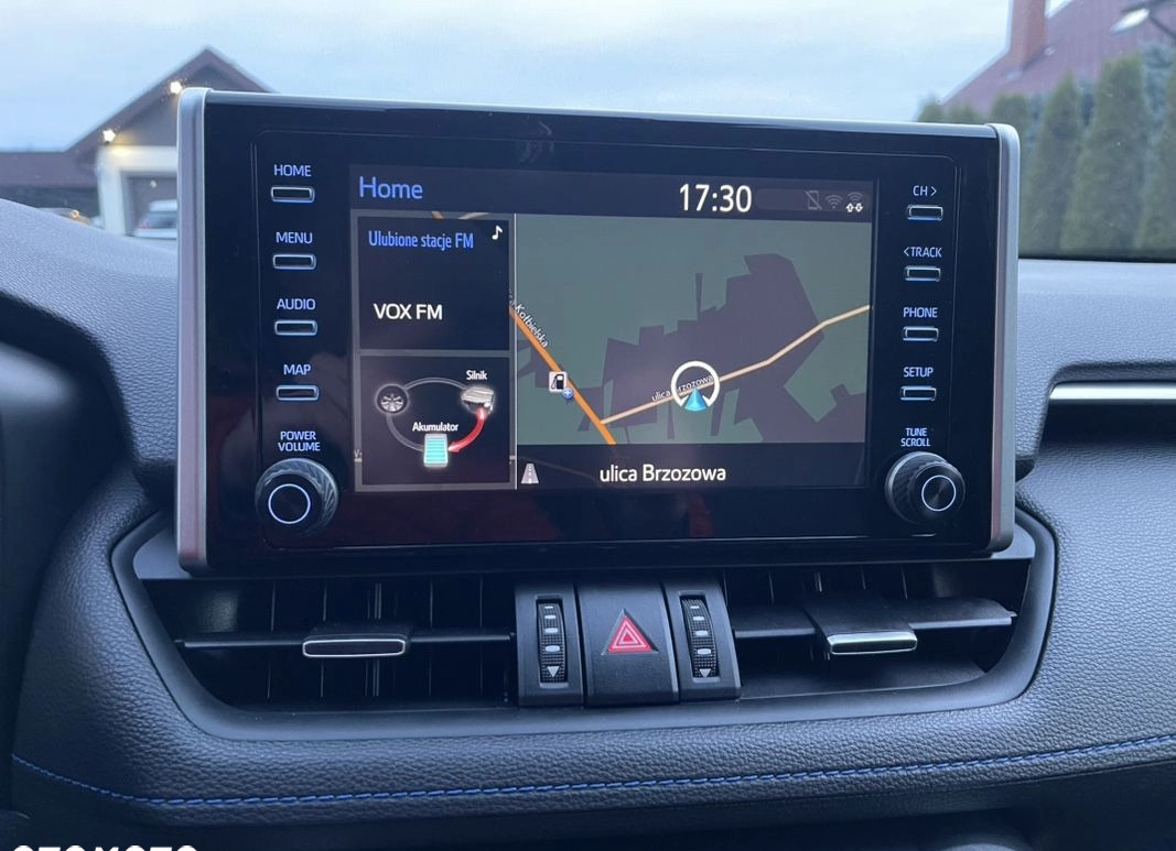 Toyota RAV4 cena 144900 przebieg: 84000, rok produkcji 2019 z Pajęczno małe 704